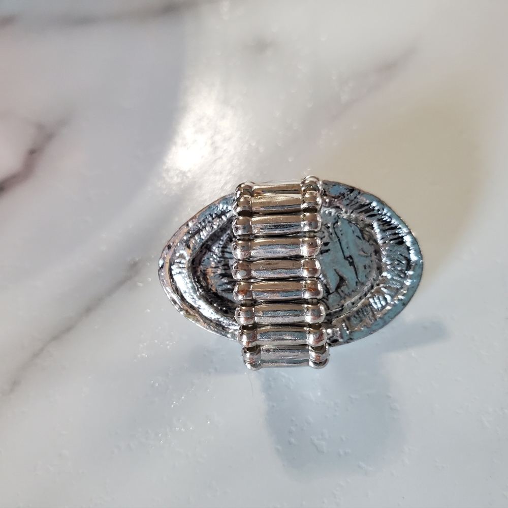 Oval Silver Tone Stretch Band Ring with Large Turquoise Stone 💥3 for $24💥 - Picture 8 of 16
